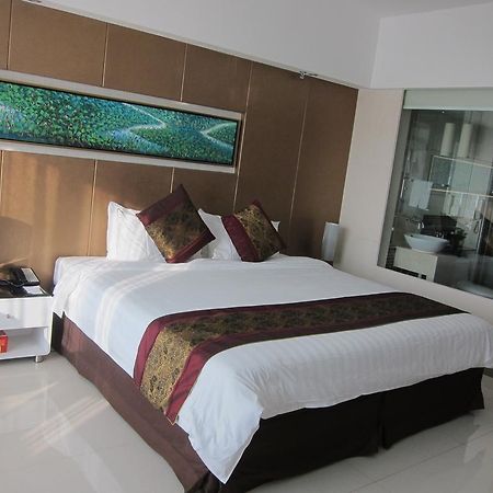Clifford Hotel Resort Centre Panyu Cantón Exterior foto